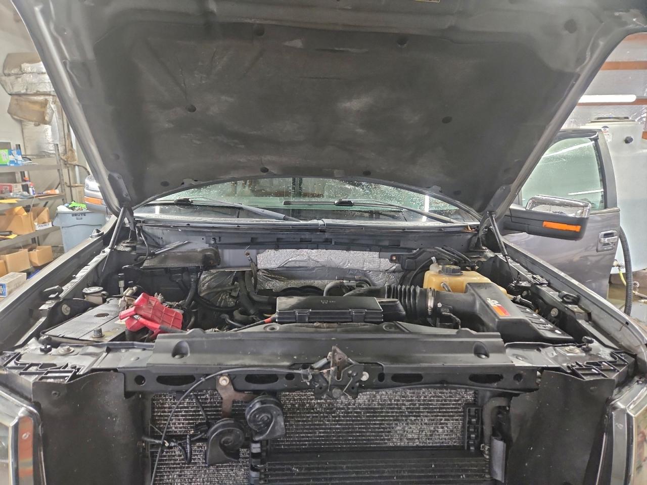 Ford F-150 Supercrew Image 11