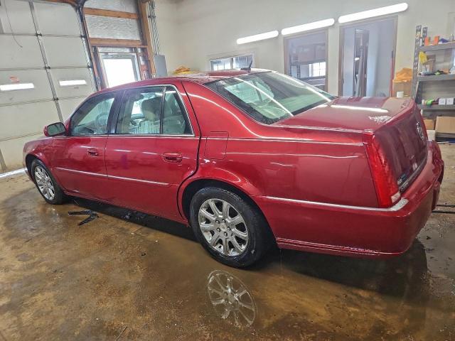 Cadillac DTS Image 7