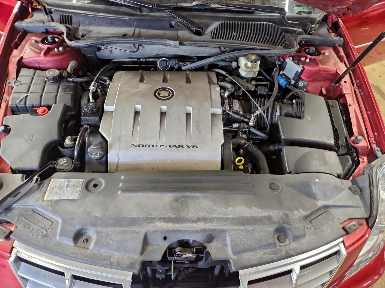 Cadillac DTS Image 3