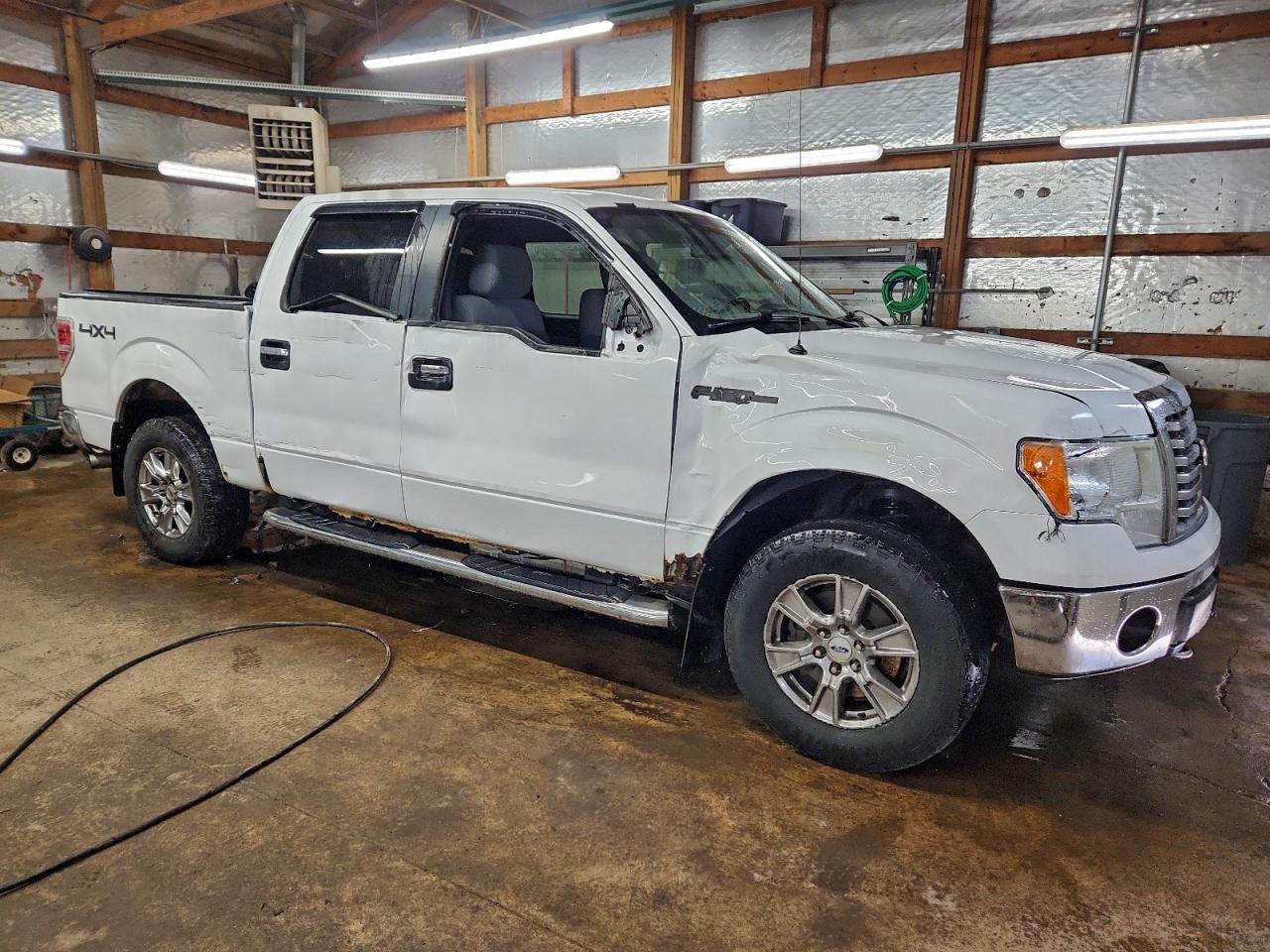 Ford F-150 Supercrew Image 12