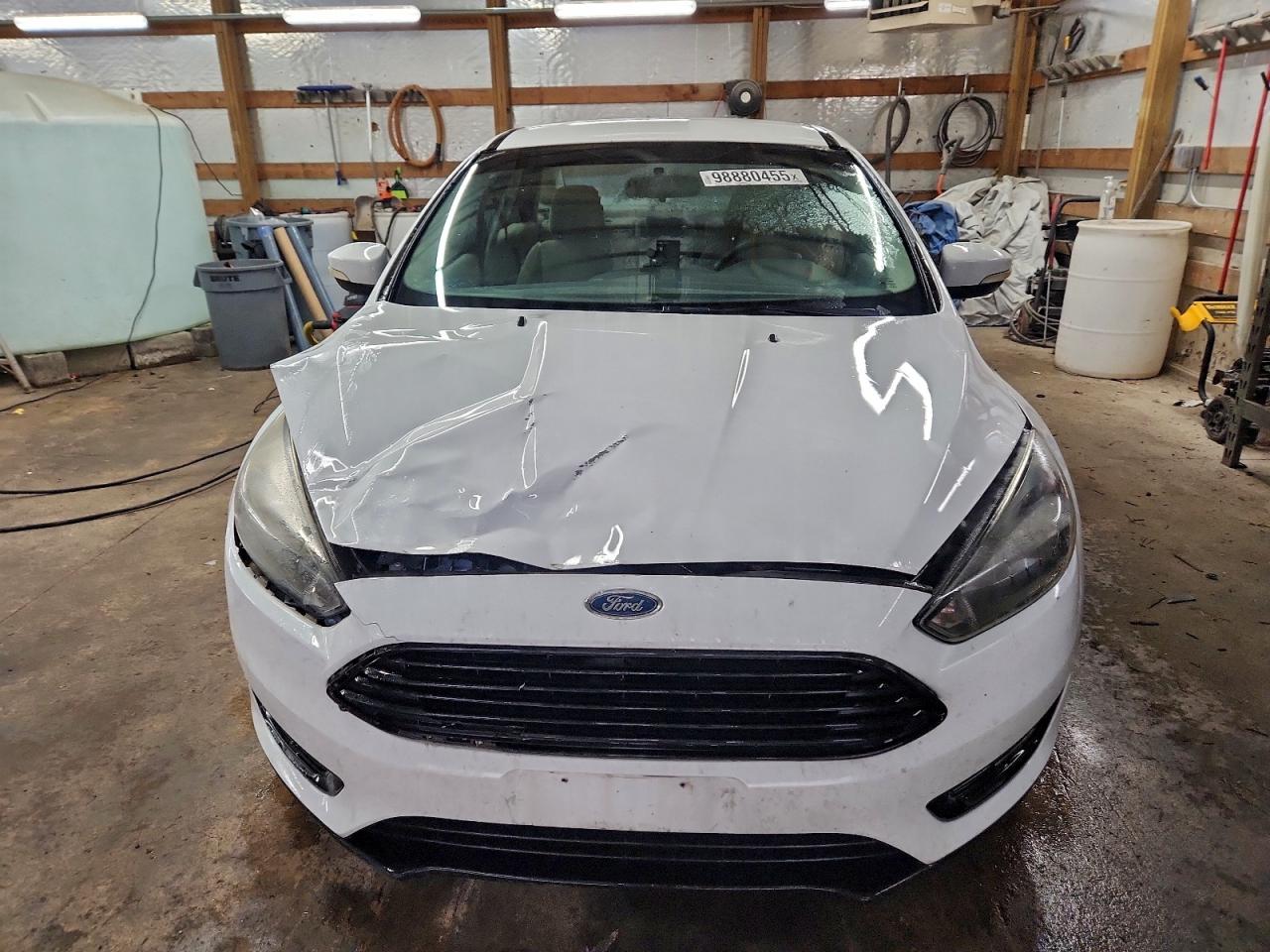 Ford Focus Se Image 8