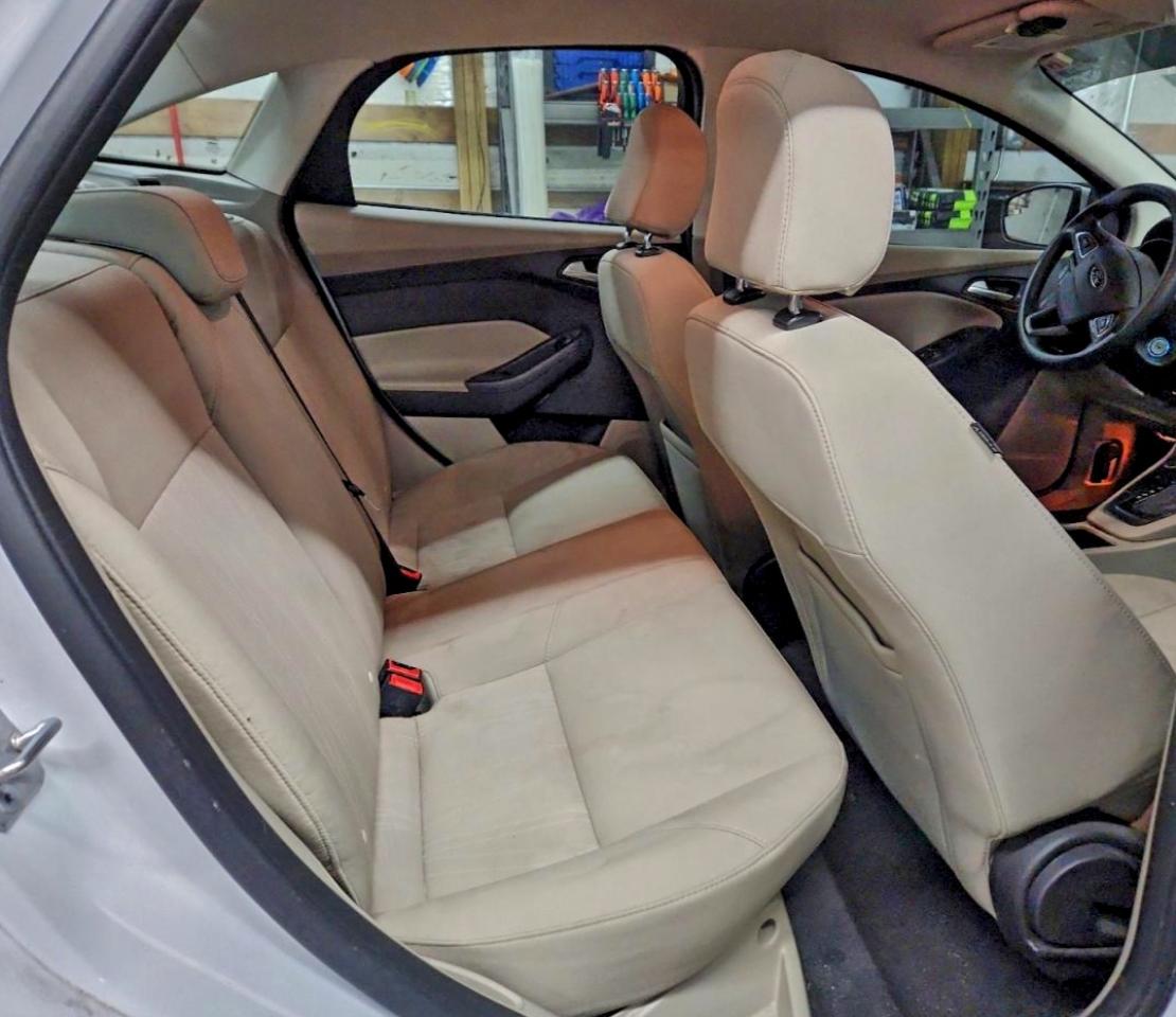 Ford Focus Se Image 6