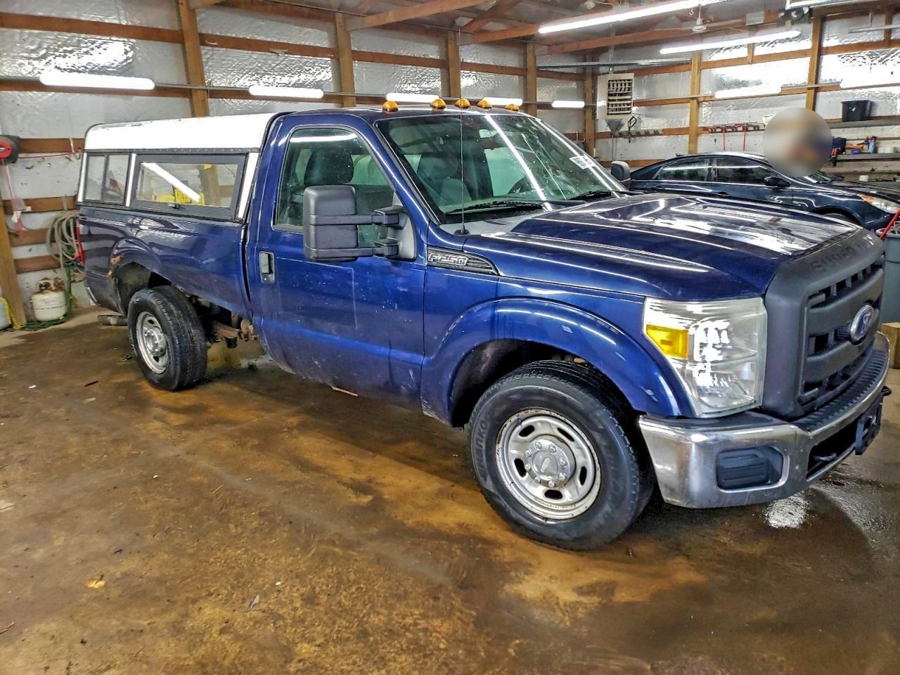 Ford F-250 Super Duty Image 6