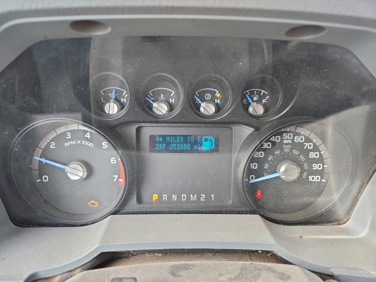 Ford F-250 Super Duty Image 11