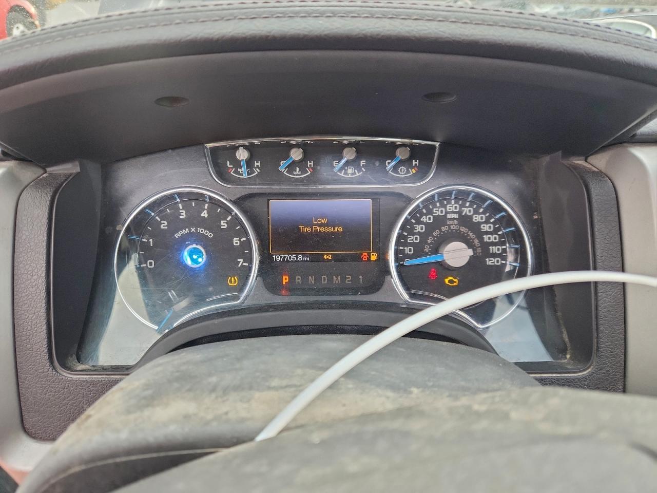 Ford F-150 Supercrew Image 9