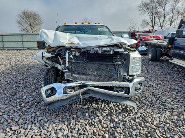 Ford F-350 Super Duty Image 12