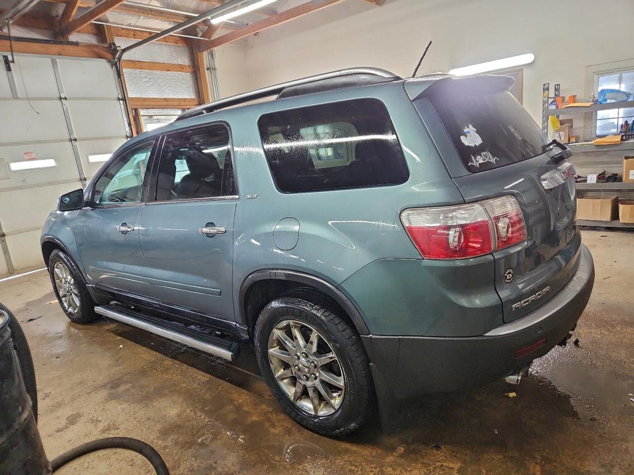 GMC Acadia Slt-2 Image 2