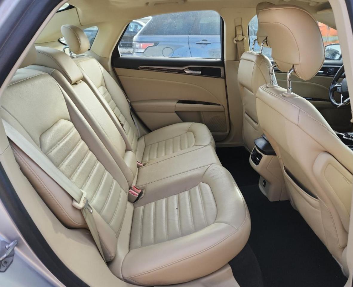 Ford Fusion Se Image 11