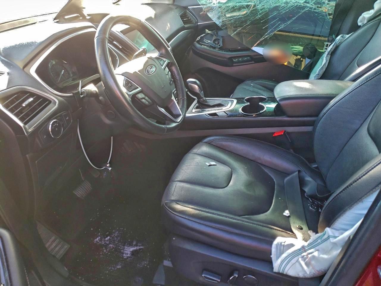 Ford Edge Titanium Image 8