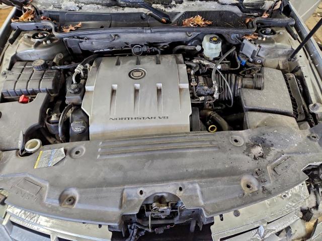 Cadillac DTS Image 10