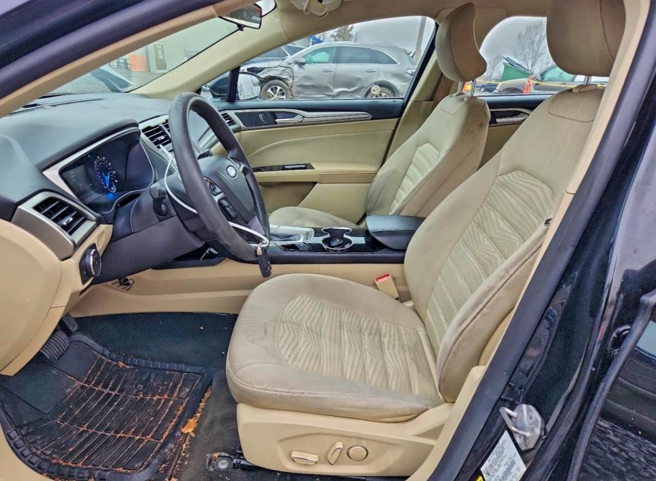 Ford Fusion Se Image 7