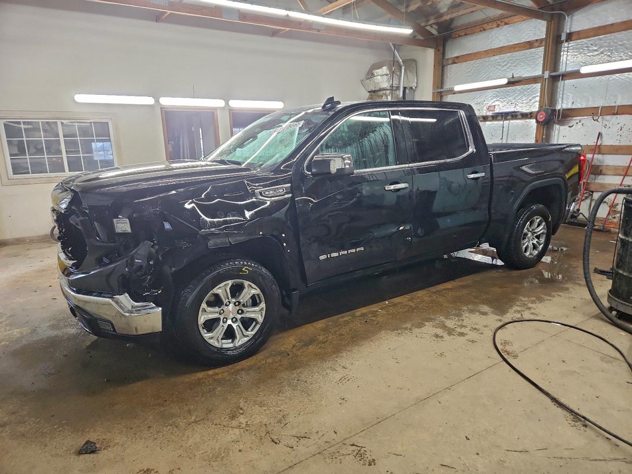 GMC Sierra K1500 Slt Image 1