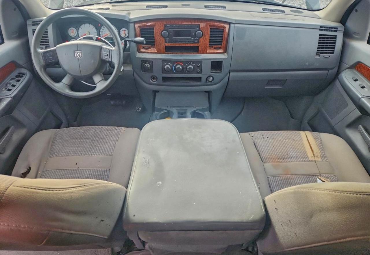 Dodge Ram 1500 St Image 10