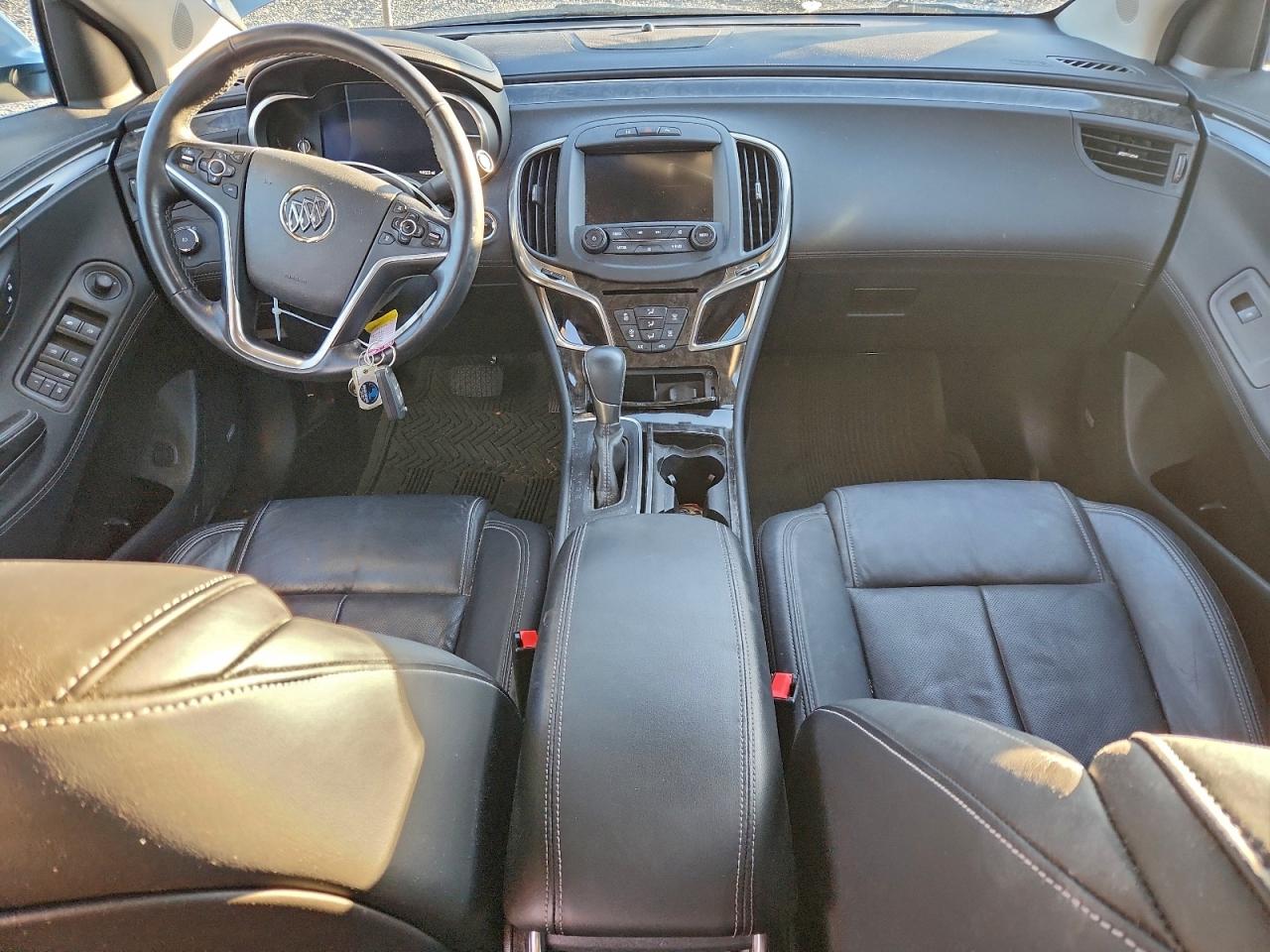 Buick LaCrosse Premium Image 8