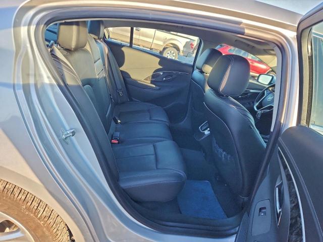 Buick LaCrosse Premium Image 12