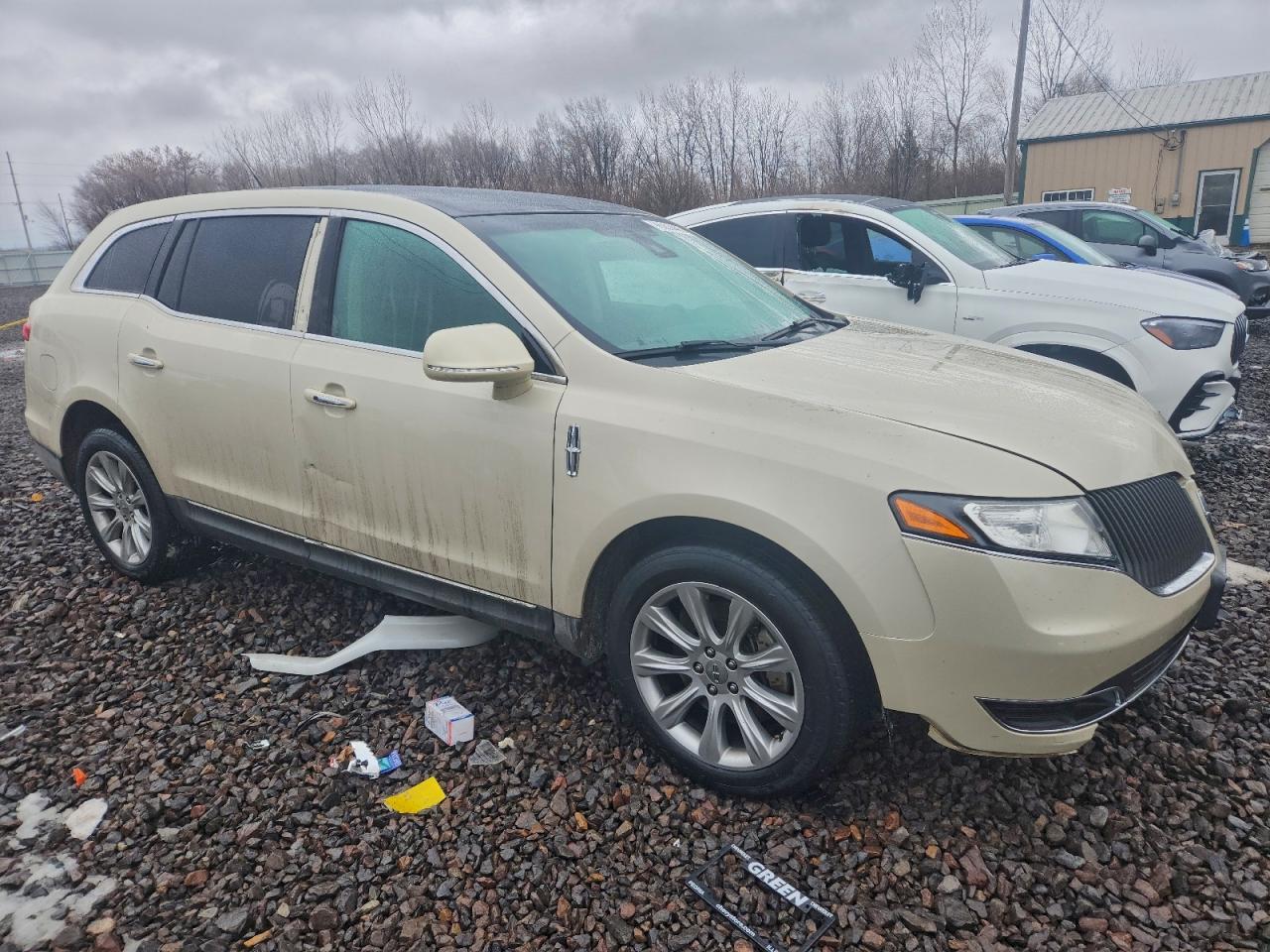 Lincoln MKT Image 11