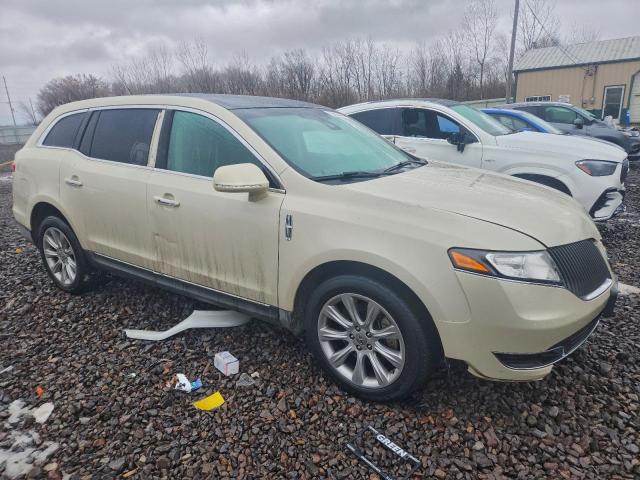 Lincoln MKT Image 11