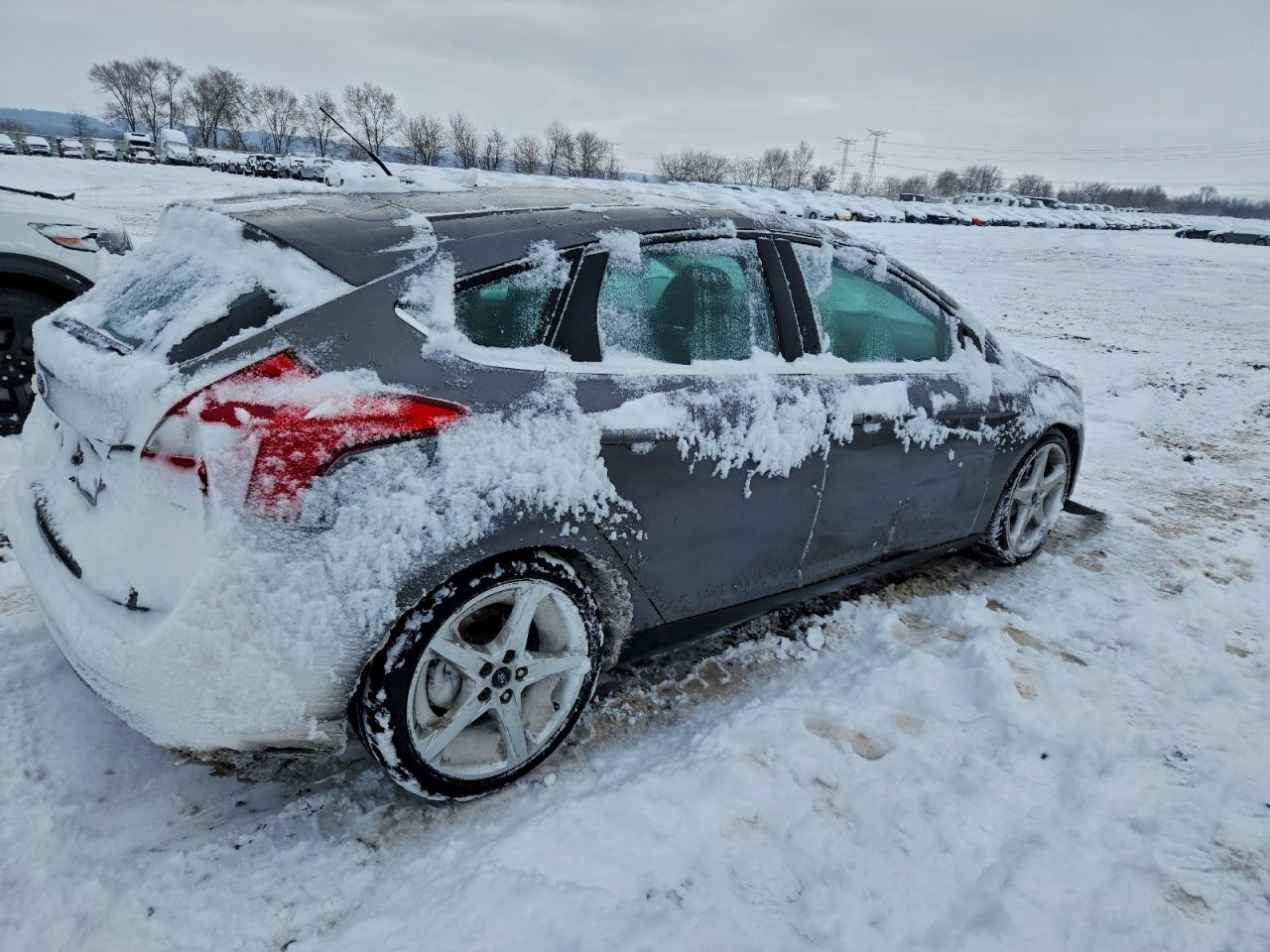 Ford Focus Titanium Image 12