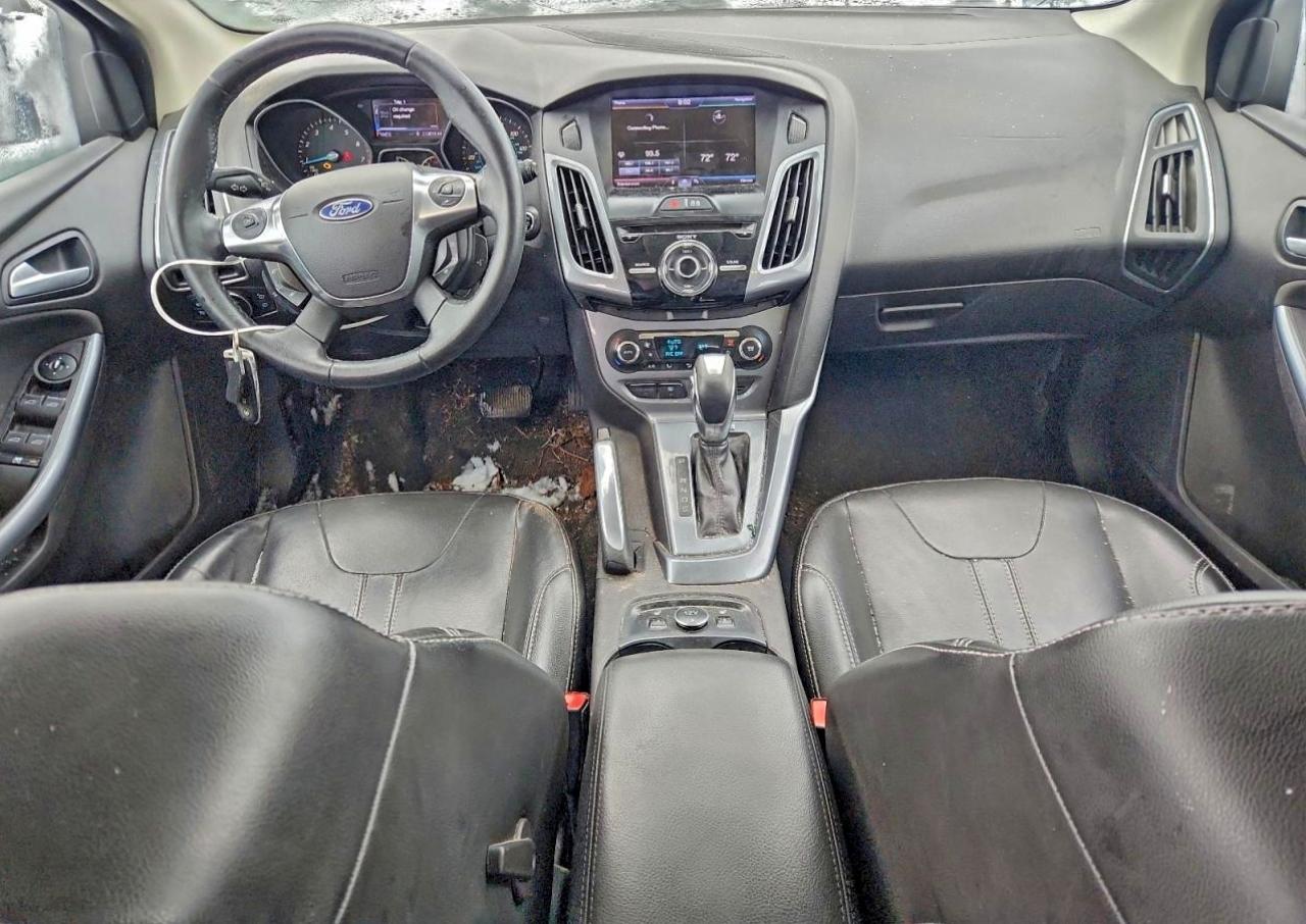 Ford Focus Titanium Image 9