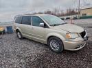 Chrysler Minivan Touring L Image 7