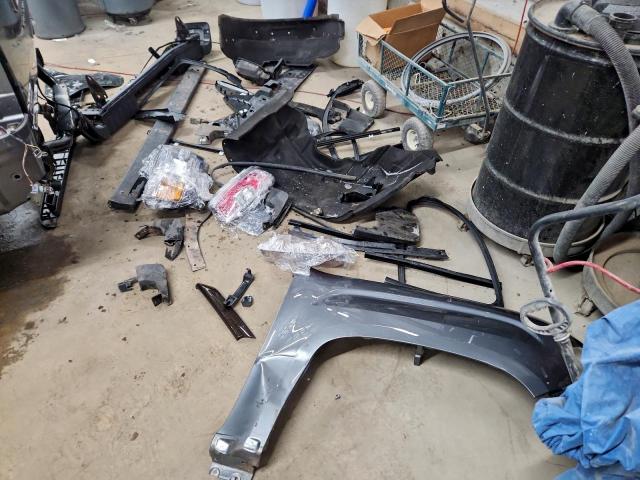 GMC Canyon Elevation Image 12