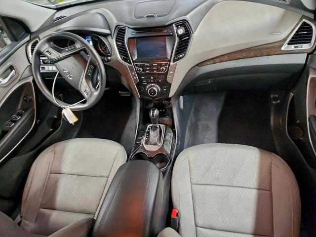 Hyundai SANTA FE Image 8