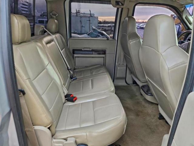 Ford F-350 Super Duty Image 4
