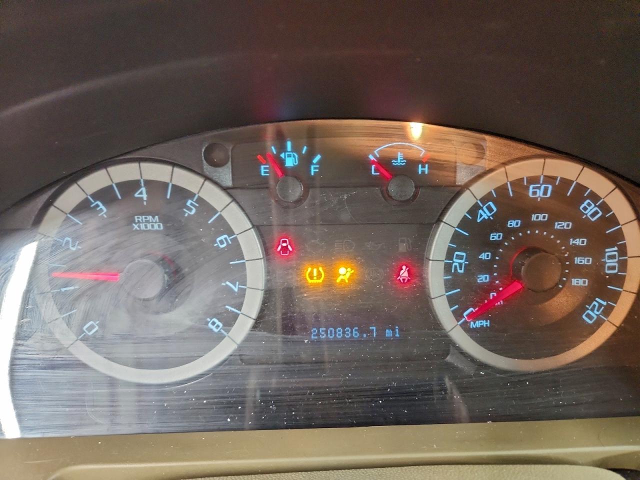 Ford Escape Limited Image 3