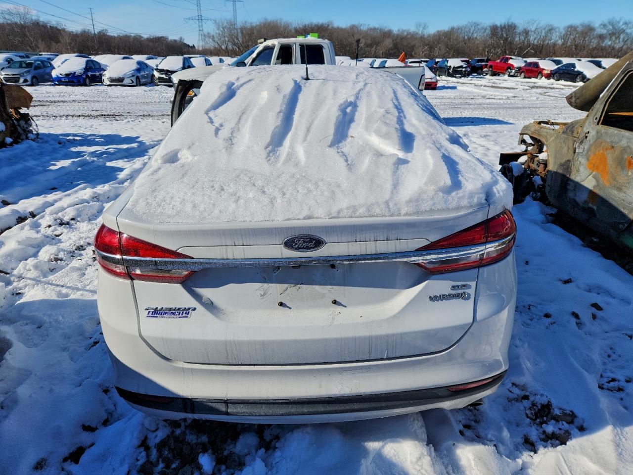 Ford Fusion Se Hybrid Image 2