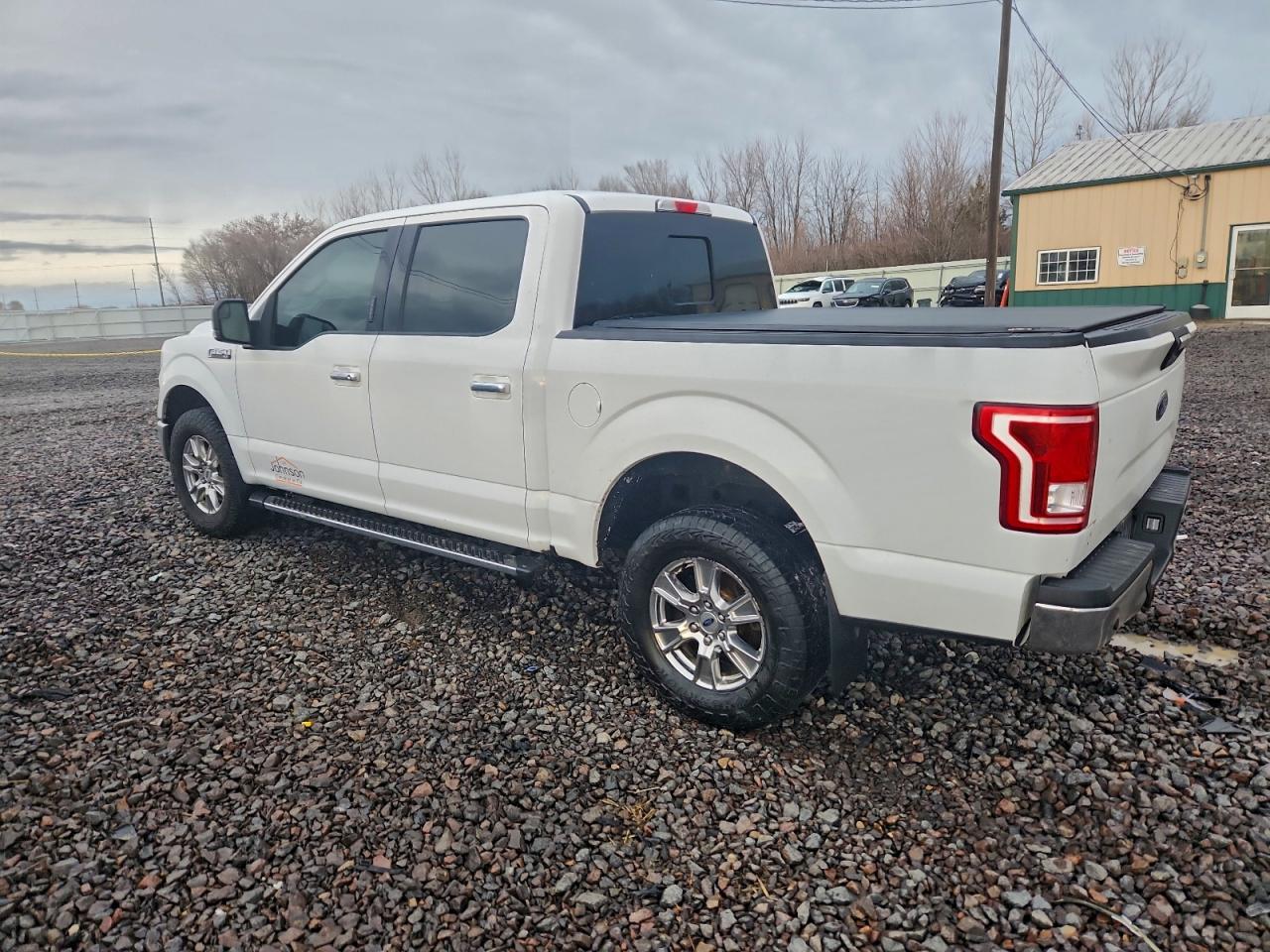 Ford F-150 Supercrew Image 3