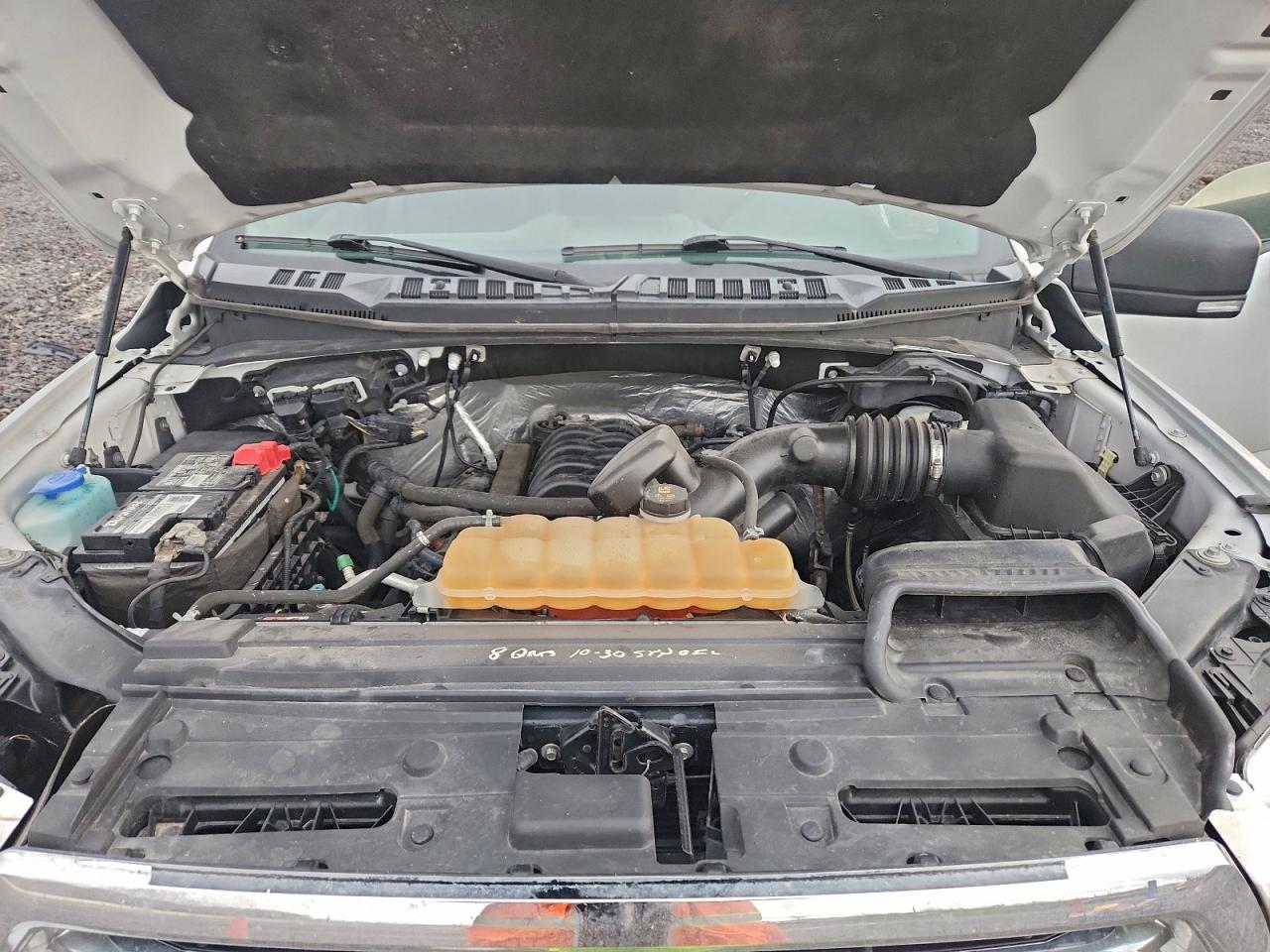 Ford F-150 Supercrew Image 10