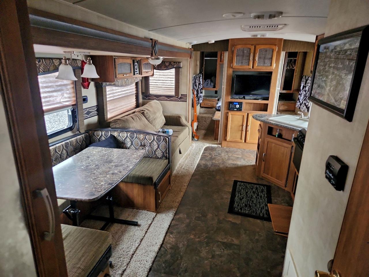 Keystone Springdale Image 9