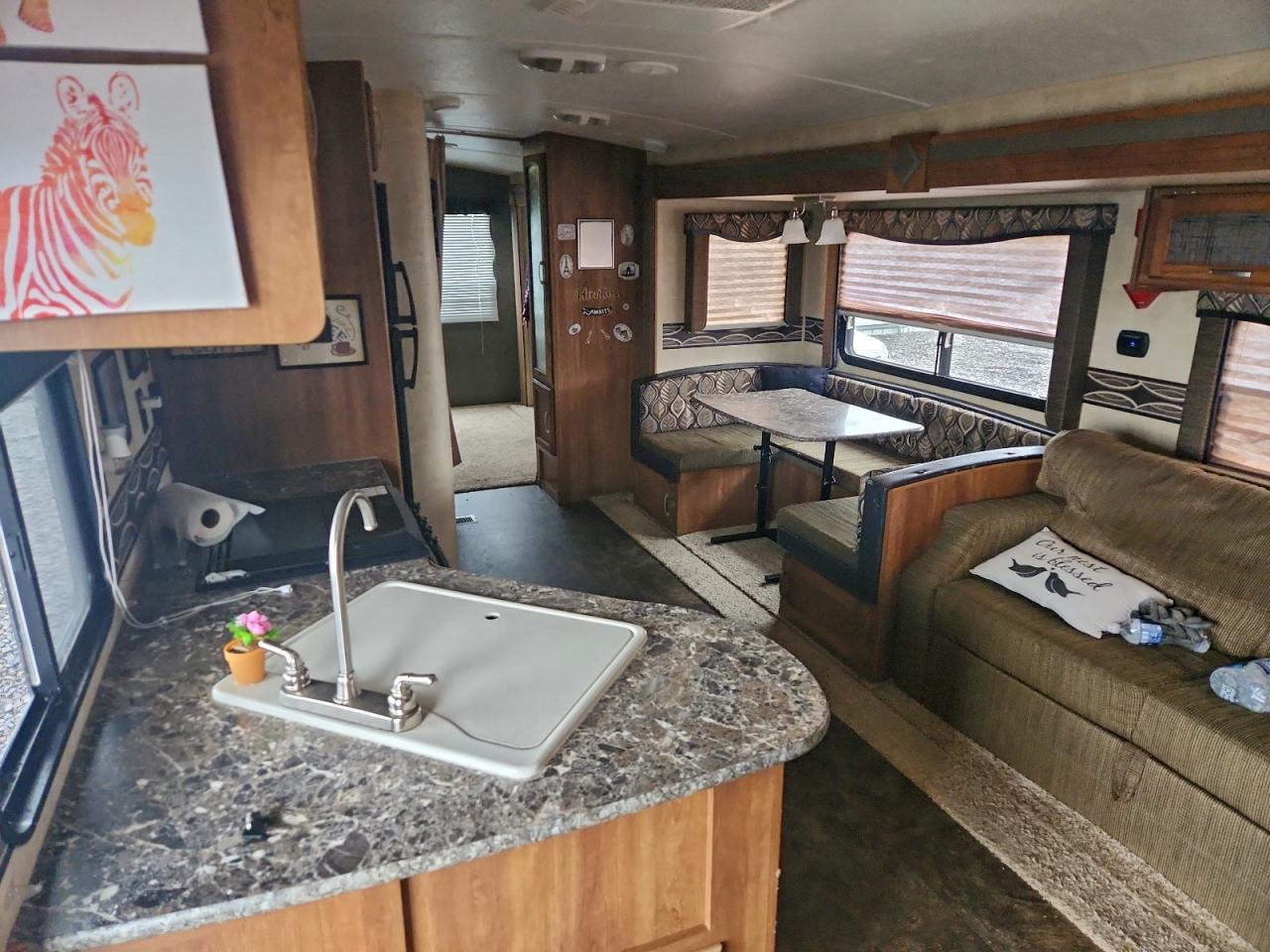 Keystone Springdale Image 5