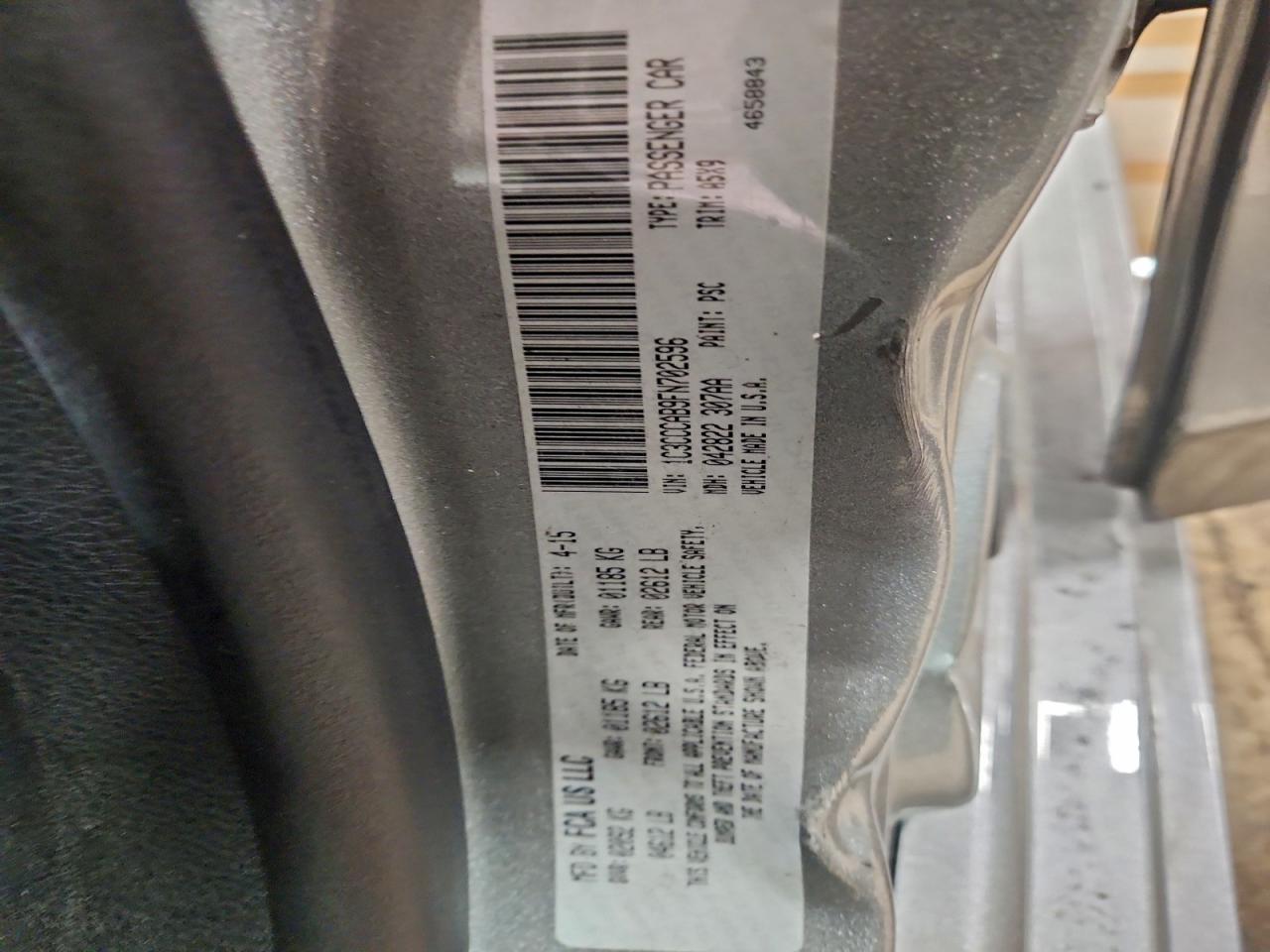 Chrysler 200 Limited Image 9