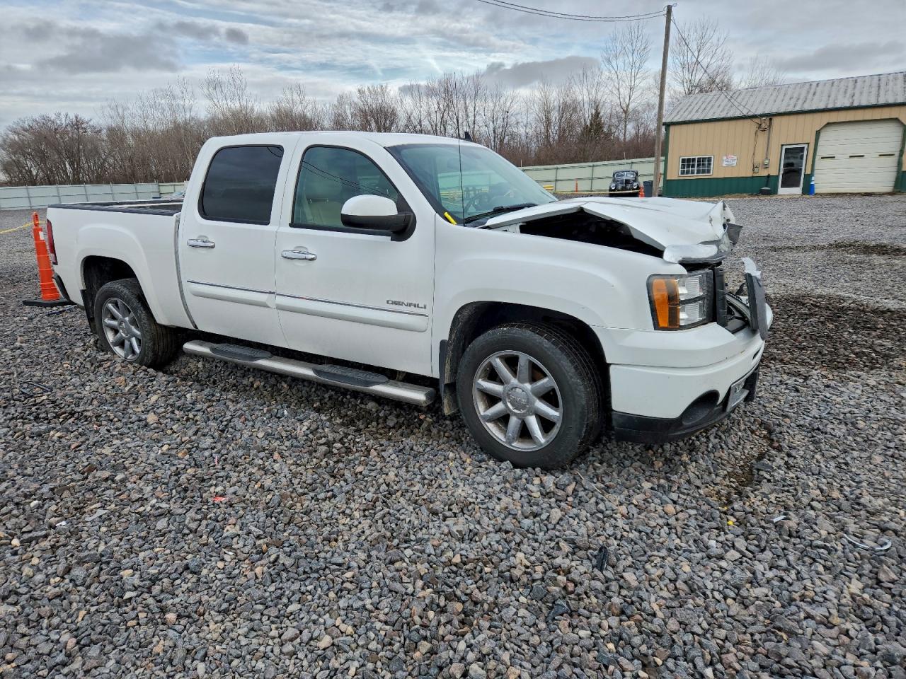 GMC Sierra K1500 Denali Image 6