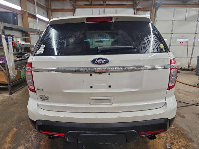 Ford Explorer Xlt Image 4