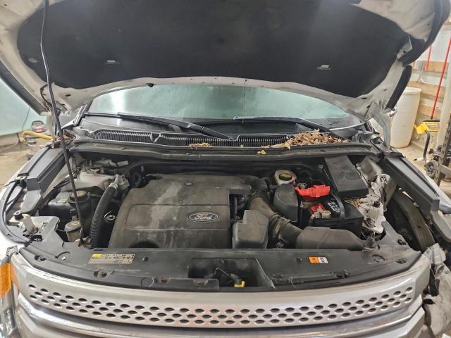 Ford Explorer Xlt Image 12