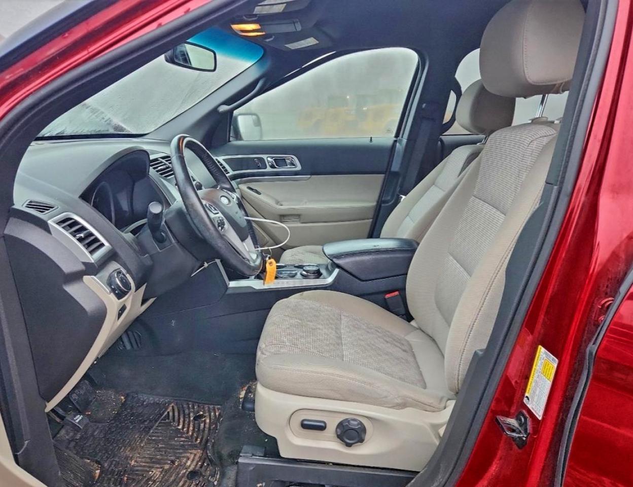 Ford Explorer Xlt Image 2