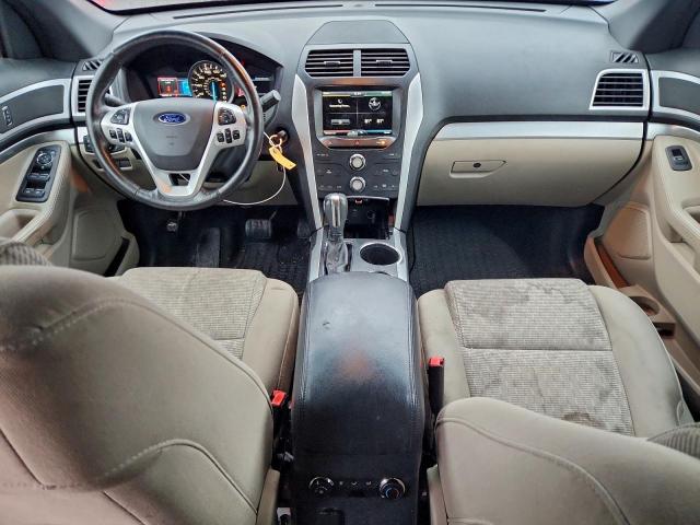 Ford Explorer Xlt Image 12