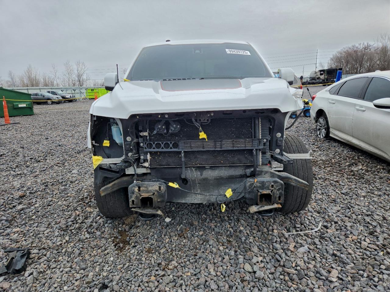 Ford F-150 Supercrew Image 3