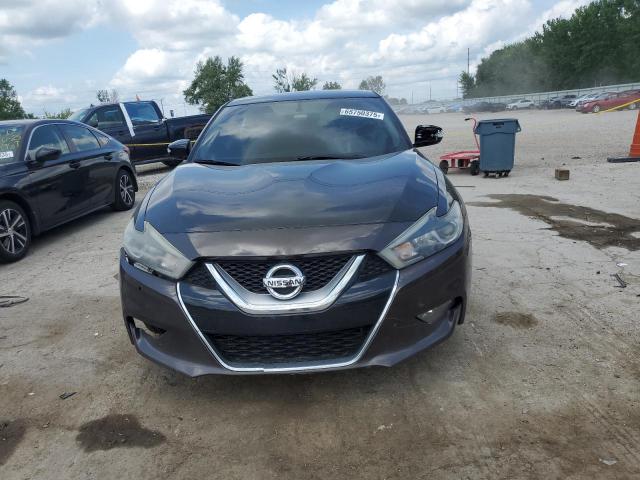 Nissan Maxima 3.5s Image 4