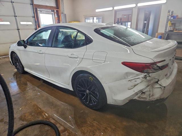 Toyota Camry Xse Image 4