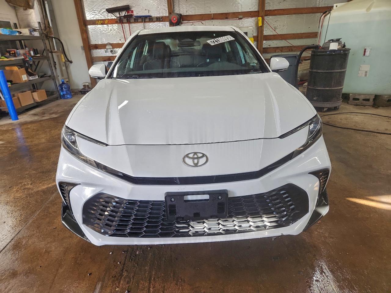 Toyota Camry Xse Image 5