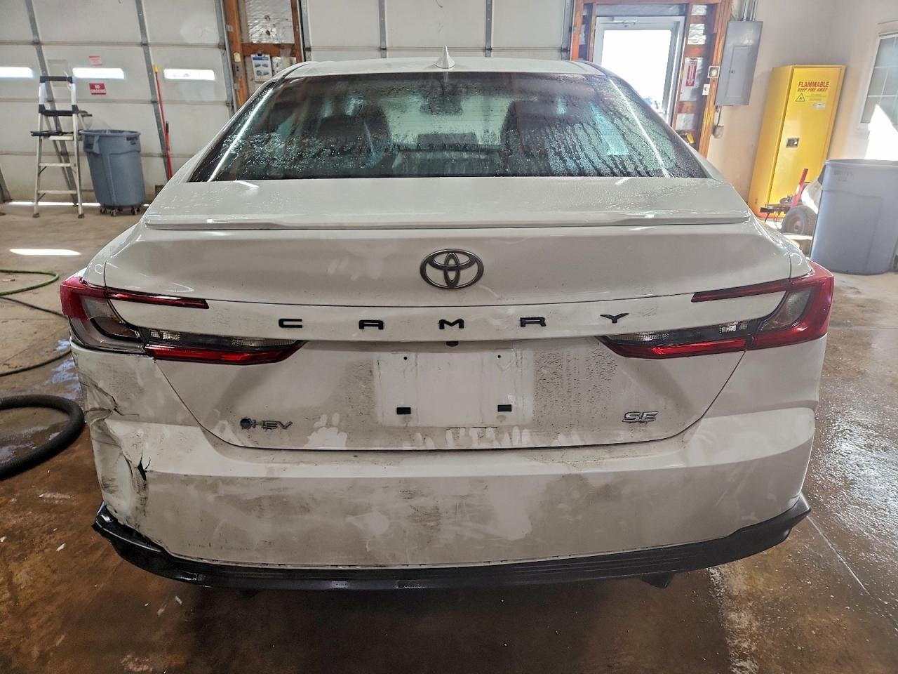 Toyota Camry Xse Image 6