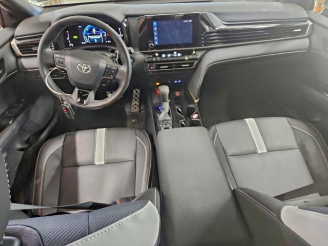 Toyota Camry Xse Image 3