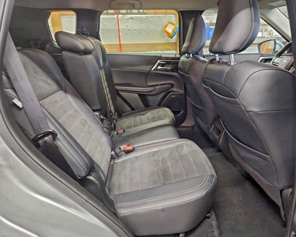 Mitsubishi Outlander Se Image 3