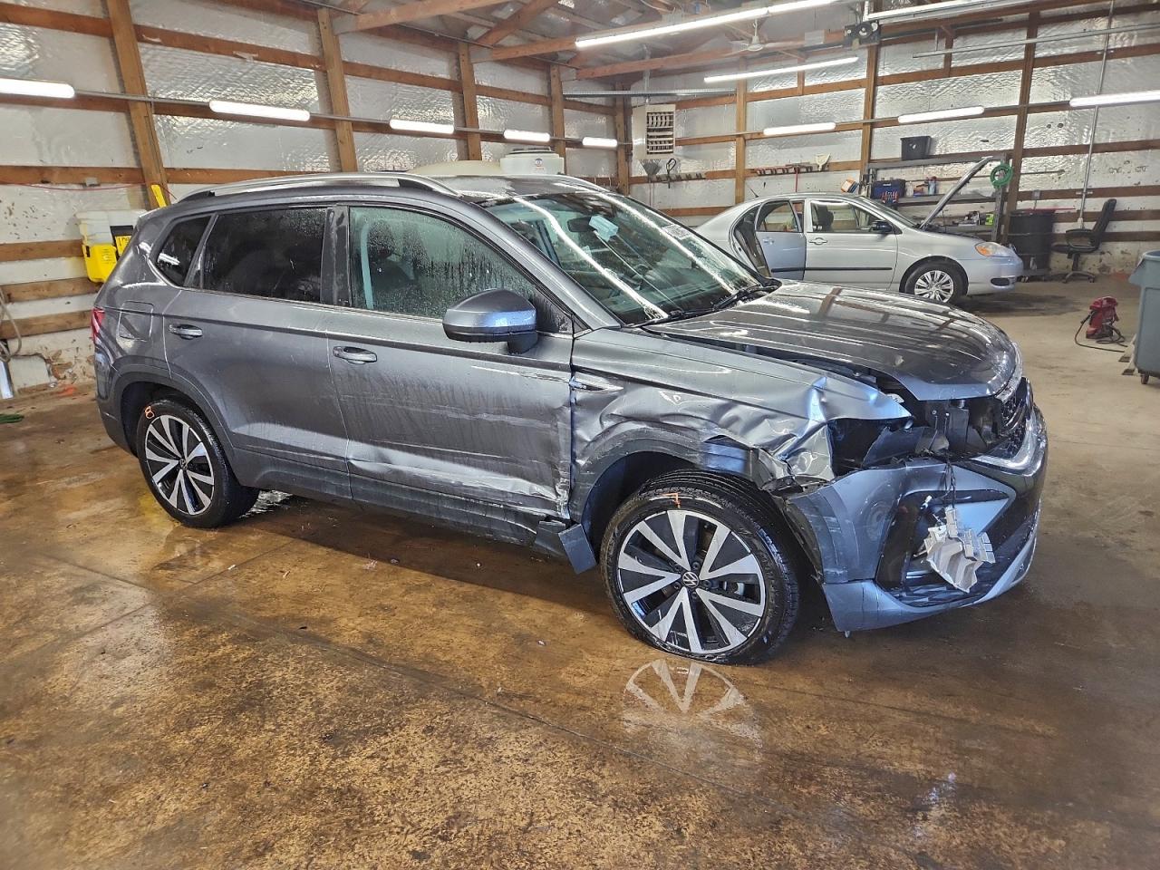 Volkswagen Taos Se Image 3