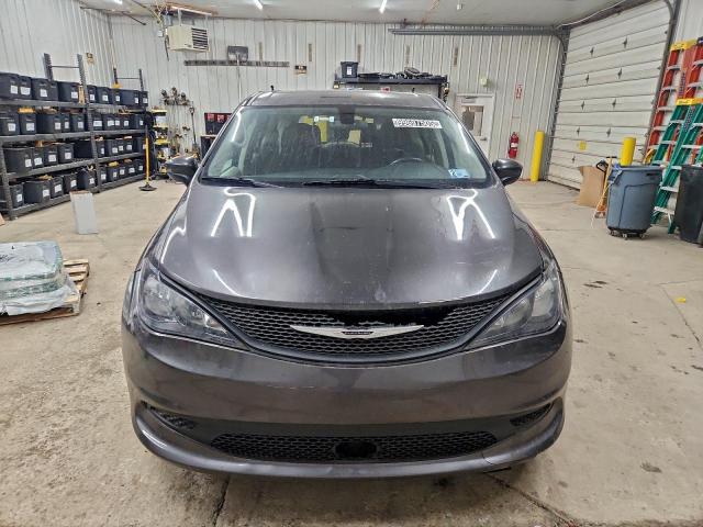 Chrysler Minivan Lx Image 5