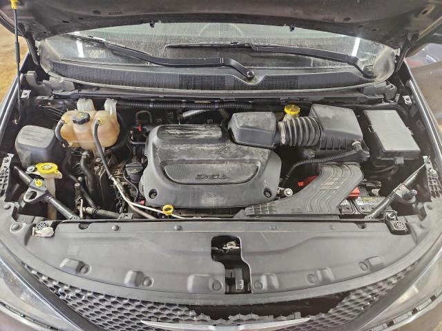 Chrysler Minivan Lx Image 10