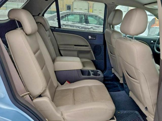 Ford Taurus Limited Image 7